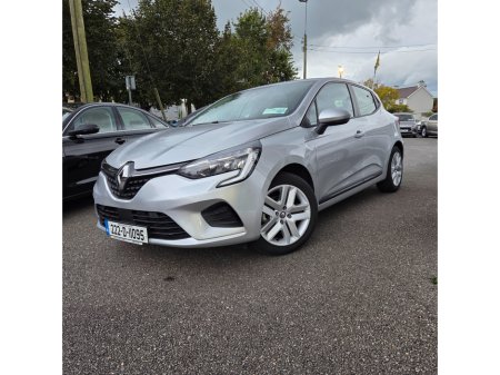 2022 Renault Clio Dynamique SCe 65 €16,995