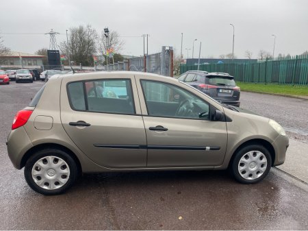 2008 Renault Clio 3 1.2 16V ROYALE ETHANOL €2,500