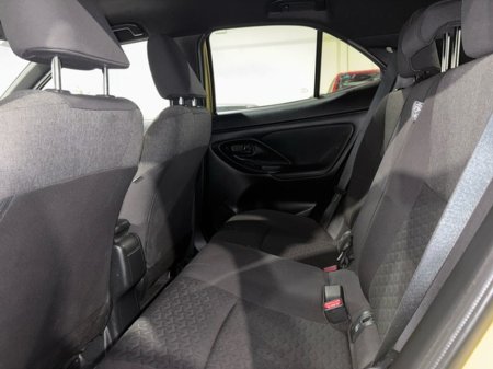 2023 Toyota Yaris Cross LUNA SPORT BI-TONE HYBRID AUTO €28,950 thumbnail