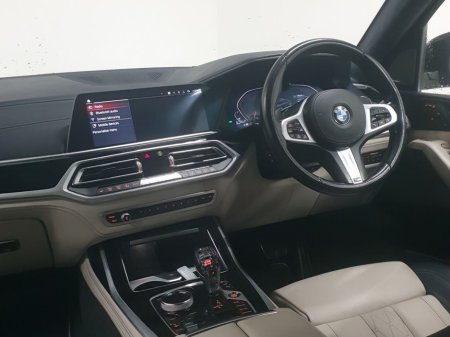 2021 BMW X7 xDrive40d M Sport €89,995