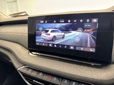 2025 Skoda Octavia 1.5TSI COMBI SEL PLUS *5.9% APR* €60 P/W €34,995 thumbnail