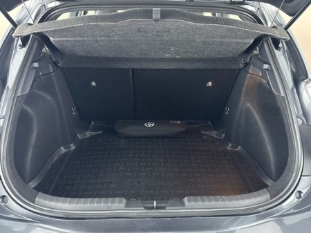 2024 Toyota Corolla HYBRID LUNA Hatchback €27,950 thumbnail