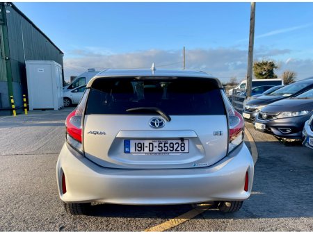 2019 Toyota Aqua Hybrid €12,299 thumbnail