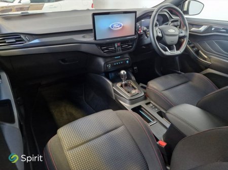 2024 Ford Focus ST-LINE €25,900