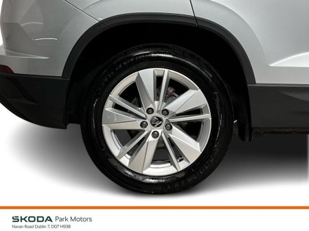 2025 Skoda Karoq Selection 2.0TDI 115BHP - Reversing Camera - Climate Control - Cruise Control - Auto Lights/Wipers - Apple CarPlay/Android Auto €36,950 thumbnail