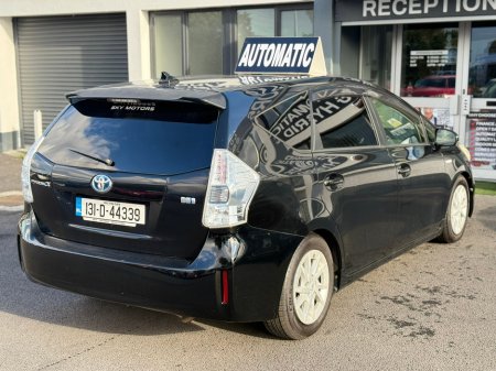 2013 Toyota Prius  €11,990 thumbnail