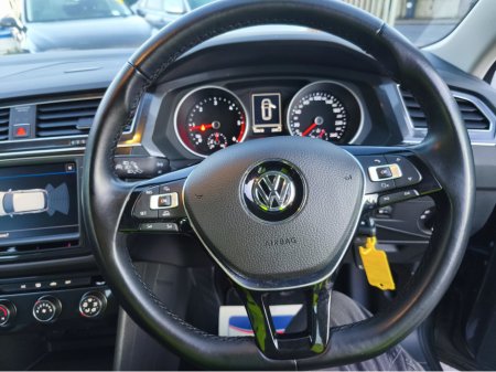 2017 Volkswagen Tiguan Trendline 2.0 TDI 115HP 1 Year warranty €16,750 thumbnail