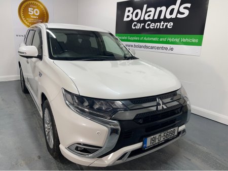 2019 Mitsubishi Outlander (Low Kms) HYBRID 2.4 PHEV AUTOMATIC 5DR MODEL  www.bolandscarcentre.ie €22,900