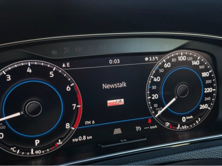 2019 Volkswagen Golf FULL CREAM LEATHER SEATS  ELECTRIC HEATED SEATS SAT NAV PACK - VIRTUAL CLOCKS -REVERSE CAMERA - NAVIGATION - CARPLAY - ANDROID AUTO- BLIND SPOT REAR TRAFFIC ASSIST - DISCOVER PRO €21,950 thumbnail