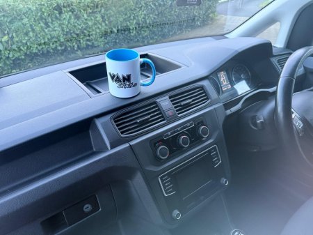 2019 Volkswagen Caddy C20 TRENDLINE TDI 102 €12,560 thumbnail