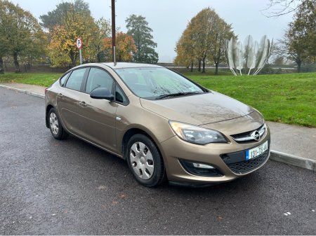 2013 Opel Astra TRADE SALE ONLY 1.4 I 100PS 4DR €2,950