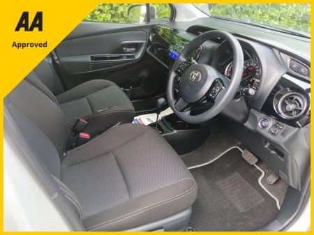 2019 Toyota Yaris 1.3 PETROL AUTOMATIC HIGH SPEC COMPREHENSIVE SERVICE HISTORY (8 STAMPS) LARGE TOUCH SCREEN MULTIMEDIA SYSTEM WITH APPLE CAR PLAY & ANDROID AUTO TOYOTA SAFETY SENSE JUST FULLY SERVICED 2 YEARS NCT €15,949 thumbnail