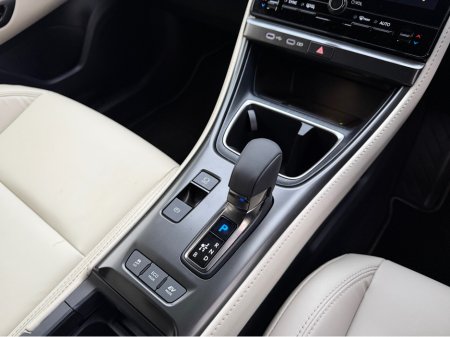 2025 Lexus LBX ***SOLD***PREMIUM SPECIFICATION//BEIGE LEATHER//IMMACULATE//HYBRID//SIMI AND AA DEALER thumbnail