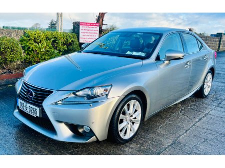 2014 Lexus IS 300 h  €10,000