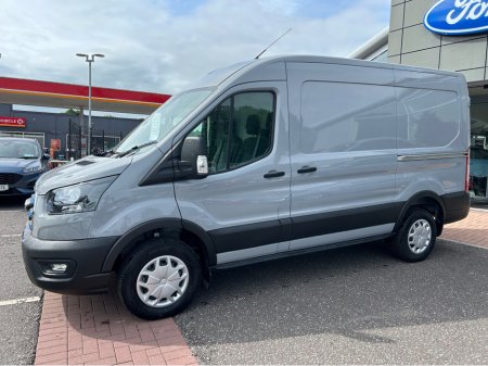 2025 Ford Transit TREND 350M 67KWH 135KW.  € 33,750 +VAT! €33,750