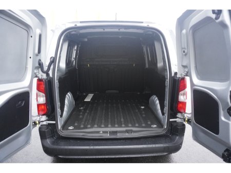 2023 Toyota Proace CITY 1.5 GX SWB 650KG 3 thumbnail