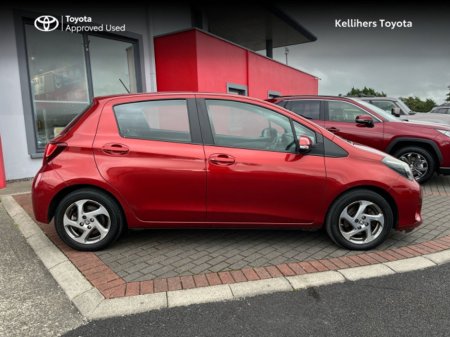 2014 Toyota Yaris HYBRID ELECTRIC ICON €10,950