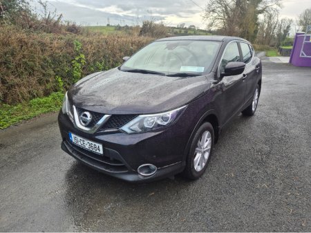 2015 Nissan Qashqai 1.2 DIG-T ACENTA SMRT VSN 115PS 5DR