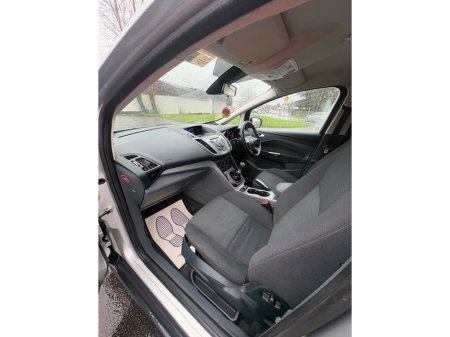 2013 Ford Grand C-Max 1.6 TDCI 95PS ACTIV €4,950 thumbnail