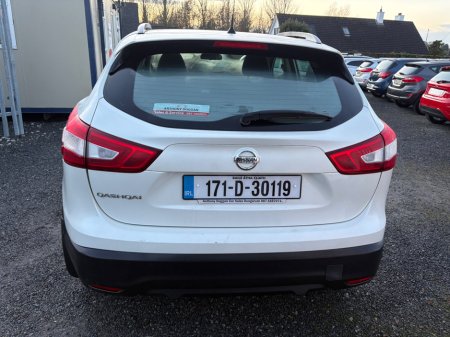 2017 Nissan Qashqai 1.5 DSL SV €13,950