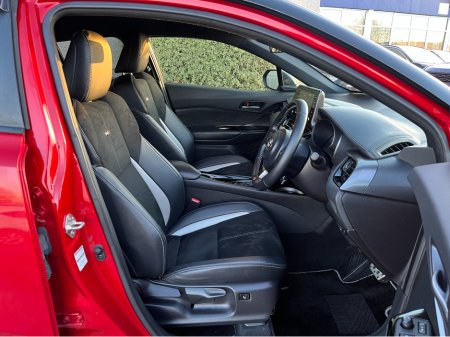 2020 Toyota C-HR GR SPORT AUTOMATIC HYBRID 1.8 PETROL //MASSIVE SPEC//HALF LEATHER HEATED SEATS//360 PARKING CAMERAS//KEYLESS ENTRY//LOW MILES// €24,950 thumbnail