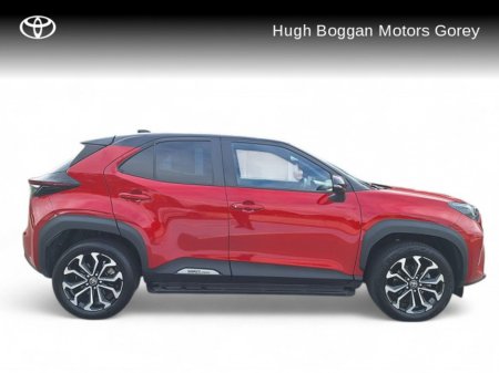 2022 Toyota Yaris Cross CR LUNA SPORT 4DR AUTO CROSS €27,950