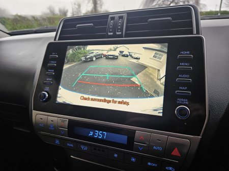 2023 Toyota Landcruiser LAND CRUISER LWB COMMERCIAL €39,950 thumbnail