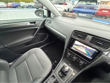 2018 Volkswagen Golf HIGHLINE - 1.2 PETROL - AUTO - 12M WARRANTY - CAR: 1624 €14,950 thumbnail