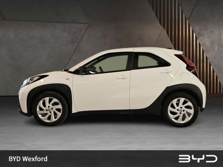 2023 Toyota Aygo X 1.0 Pulse €13,475