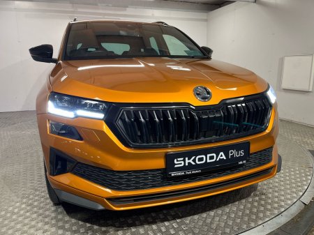 2023 Skoda Karoq Sportline DSG 2.0TDI 115BHP - Reversing Camera - Climate Control - Heated Seats - Cruise Control - Apple CarPlay/Android Auto thumbnail