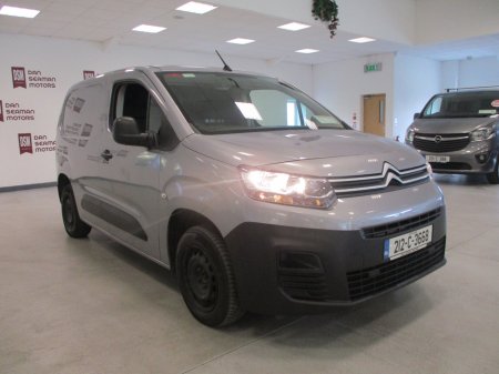 2021 Citroen Berlingo  €15,900