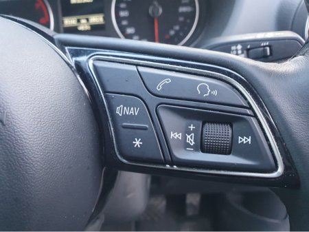 2023 Audi Q2 35 TFSI S-TRONIC 150HP SE 4DR AUTO €32,995 thumbnail