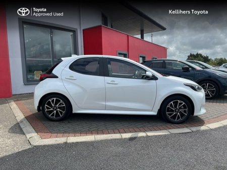 2022 Toyota Yaris  €23,950