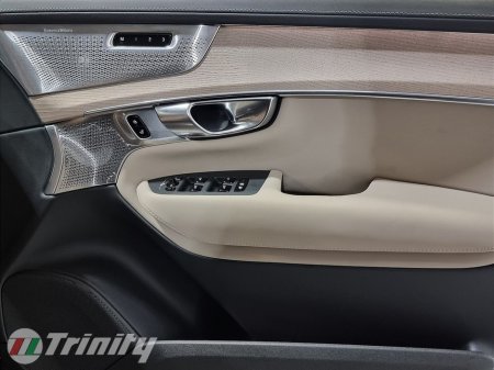 2025 Volvo XC90 * ULTRA * T8 2.0 PHEV * AWD * AUTOMATIC * STUNNING SUV * TRINITY VOLKSWAGEN * thumbnail