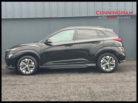 2022 Hyundai Kona Executive EV 39kWh Auto €19,990