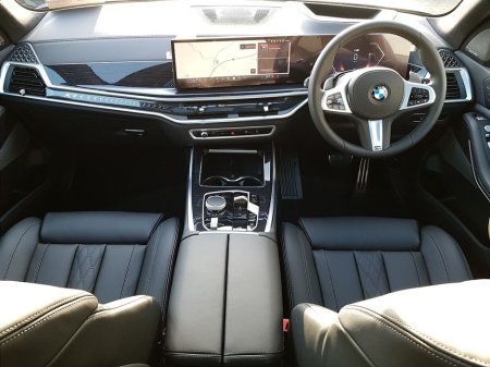 2025 BMW X7 xDrive40d M Sport €175,995