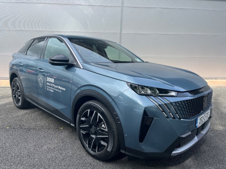 2025 Peugeot 3008 1.2 MHEV 145bhp eDCS6 Allure €45,900