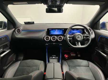 2025 Mercedes-Benz EQA 250+ AMG - Reversing Camera - Ambient Lighting - Sat Nav - Climate Control - Heated Seats - Keyless Start - Apple CarPlay/Android Auto €49,950