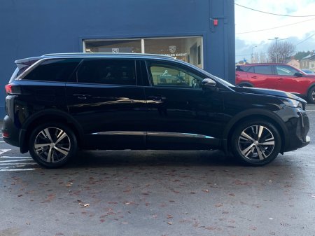 2022 Peugeot 5008 1.5 BlueHDi 130bhp Allure €33,900