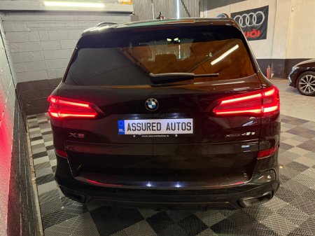 2021 BMW X5 xDrive45e M Sport €49,900