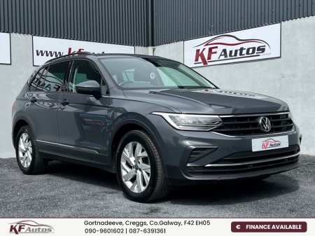 2022 Volkswagen Tiguan Life 2.0TDI 150bhp 6 Speed Manual 5dr - 221 Reg €32,495