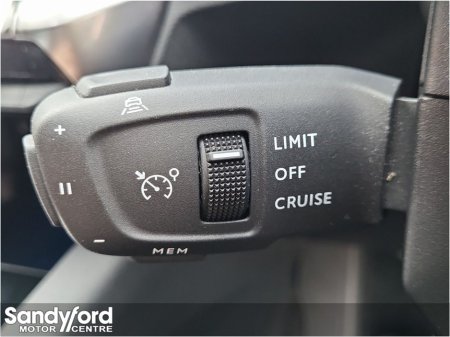 2023 Peugeot 3008 HYBRID2 225bhp PHEV GT €29,950 thumbnail