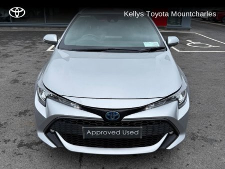 2022 Toyota Corolla COROLLA HYBRID LUNA TS €25,000 thumbnail