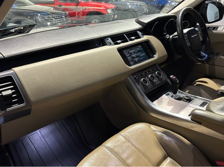 2015 Land Rover Range Rover Sport 3.0 TDV6 HSE 5DR AUTO N1 UTILITY €29,950 thumbnail