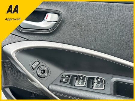 2015 Hyundai Santa Fe 2012 HYUNDAI SANTA FE 4WD AUTO PREMIUM 2.2d €14,950 thumbnail