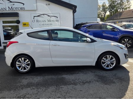 2014 Hyundai i30 1.6 DIESEL DELUXE 3DR AUTO €9,950