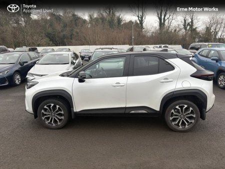 2023 Toyota Yaris Cross YARIS CROSS LUNA SPORT €27,950 thumbnail