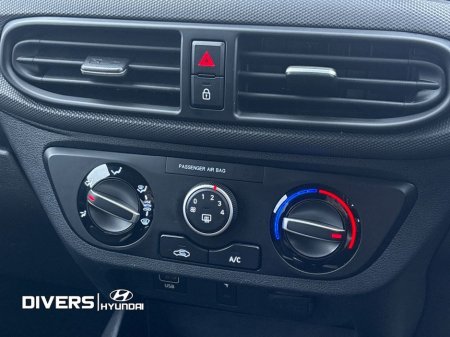 2020 Hyundai i10 Deluxe Plus thumbnail