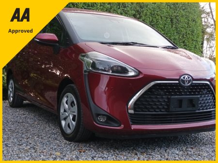 2019 Toyota Sienta 1.5 PETROL 5 SEATS RELIABLE AND ECONOMICAL JUST FULLY SERVICED 4 NEW TYRES 2 YEARS NCT 1 YEAR ROAD TAX REVERSE CAMERA PARK DISTANCE ASSIST TOUCH SCREEN RADIO WITH APPLE CAR PLAY + ANDROID AUTO €17,850 thumbnail