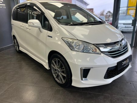 2015 Honda Freed 1.5 DAA-GP3 6 STEATS 5DR AUTO SEATS €12,900 thumbnail